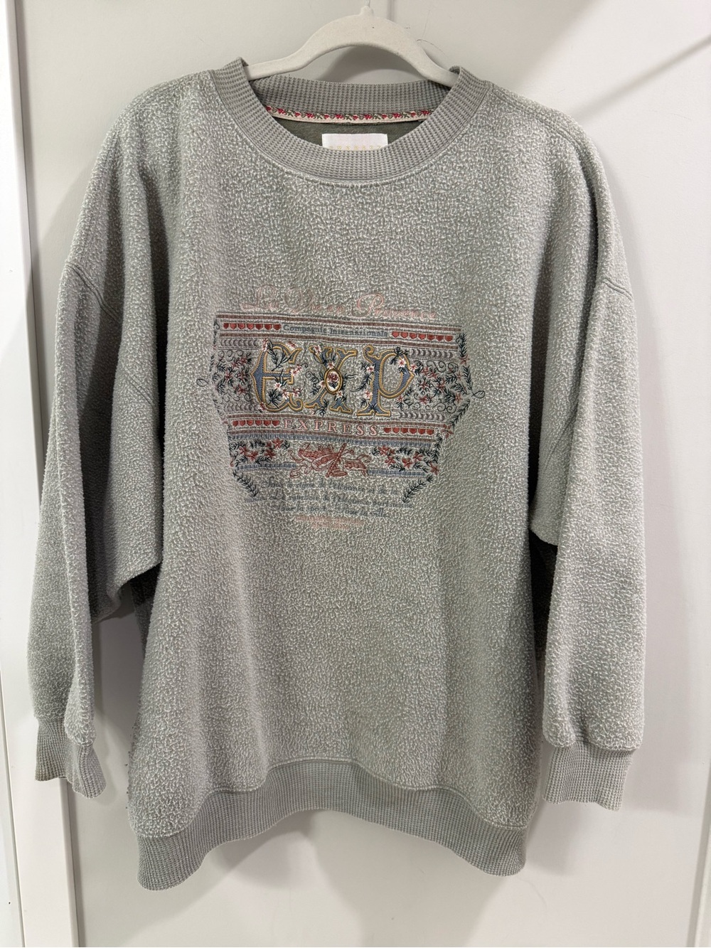 Vintage 90s Express Light Gray Embroidered Crewneck Sweater -